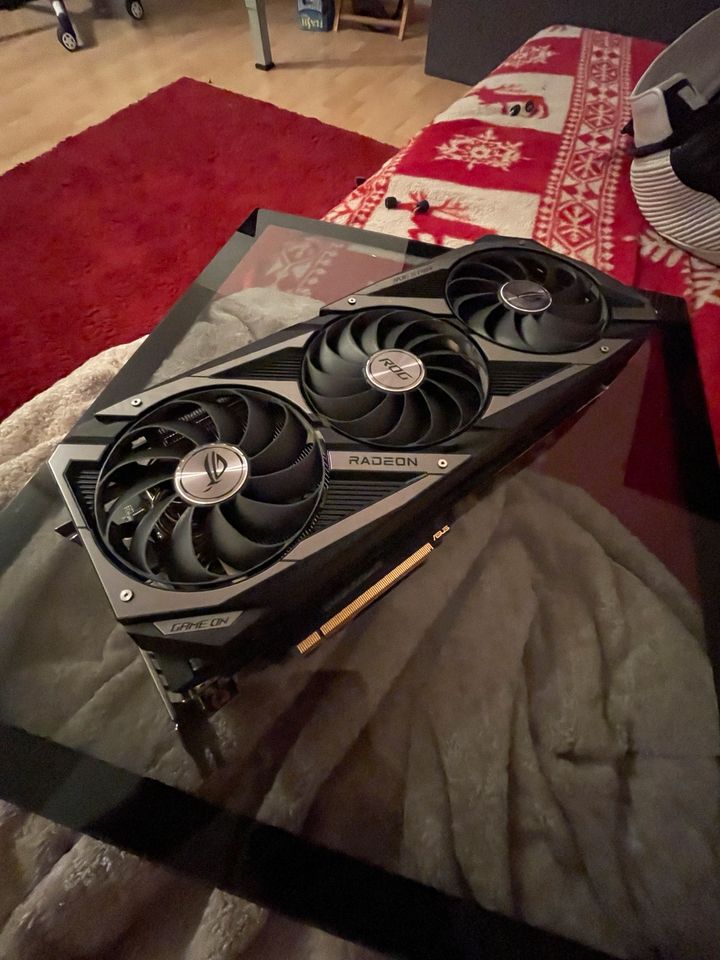 Grafikkarte Asus ROG Strix RX6700XT 12 Gb in Schwarmstedt