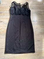 Schwarzes Kleid Abendkleid Partykleid c&a Größe S Niedersachsen - Katlenburg-Lindau Vorschau