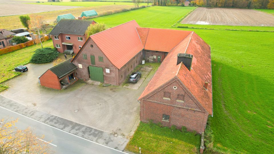 Landwirtschaftliches Anwesen mit großem Wohnhaus in Sendenhorst-Albersloh in Sendenhorst