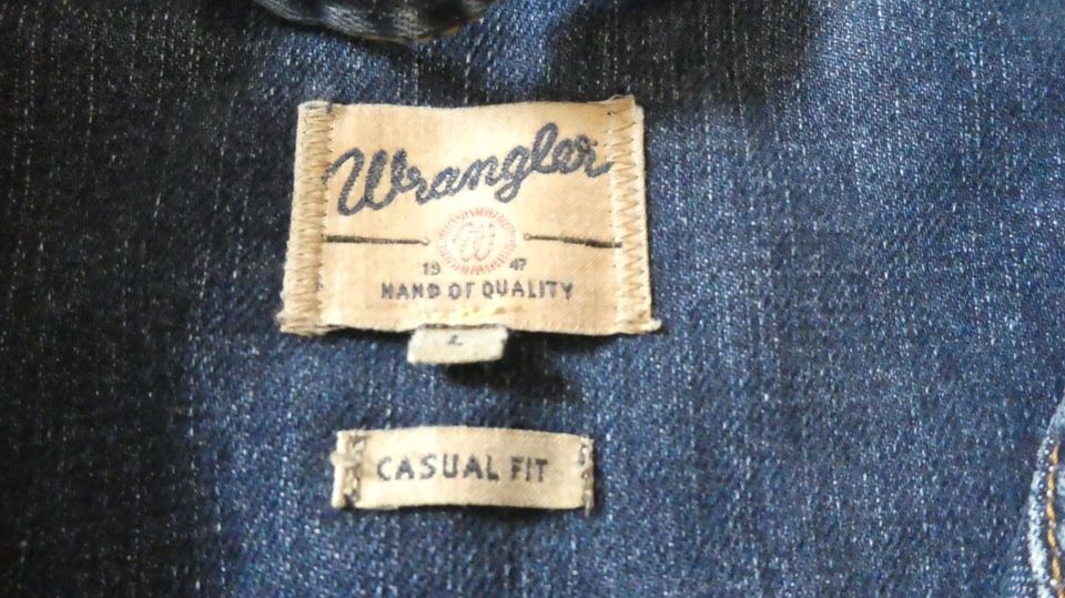 Wrangler Jeans Jacke Gr. L casual fit in Extertal
