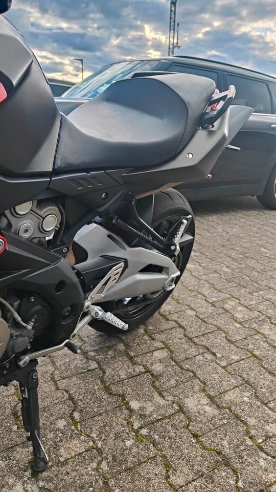 Aprilia Shiver 750  A2 möglich in Ehrenkirchen