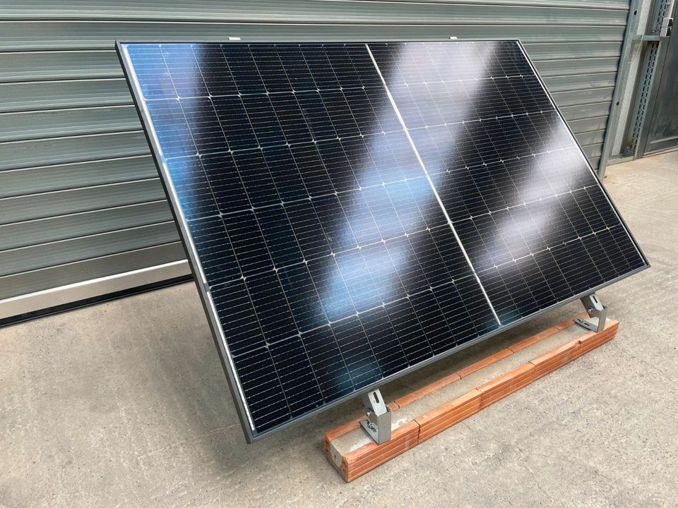 Solarmodul SÜD - Aufständerung PV-Modul Halterung Solarmodulhalter alternativ zur Montage an Zäunen, Fassaden Brüstungen Mauern in Seesen