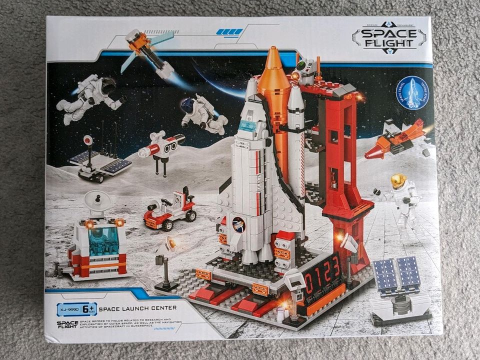 Space Shuttle Klemmbausteine Spielzeug 855 Teile in Darmstadt