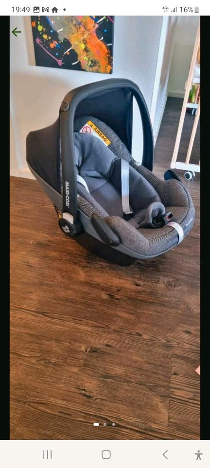 Babysafe Maxi Cosi mit isofix in Laichingen