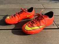 Fußballschuhe Multinocken Kunstrasen Nike Mercurial Größe 31,5 Hessen - Bad Vilbel Vorschau