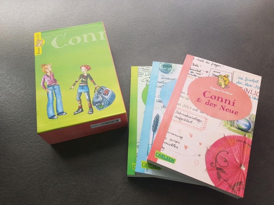 Conni Bücher in prakt. Box in Zornheim