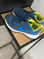 Nike Schuhe blau Bayern - Friedberg Vorschau