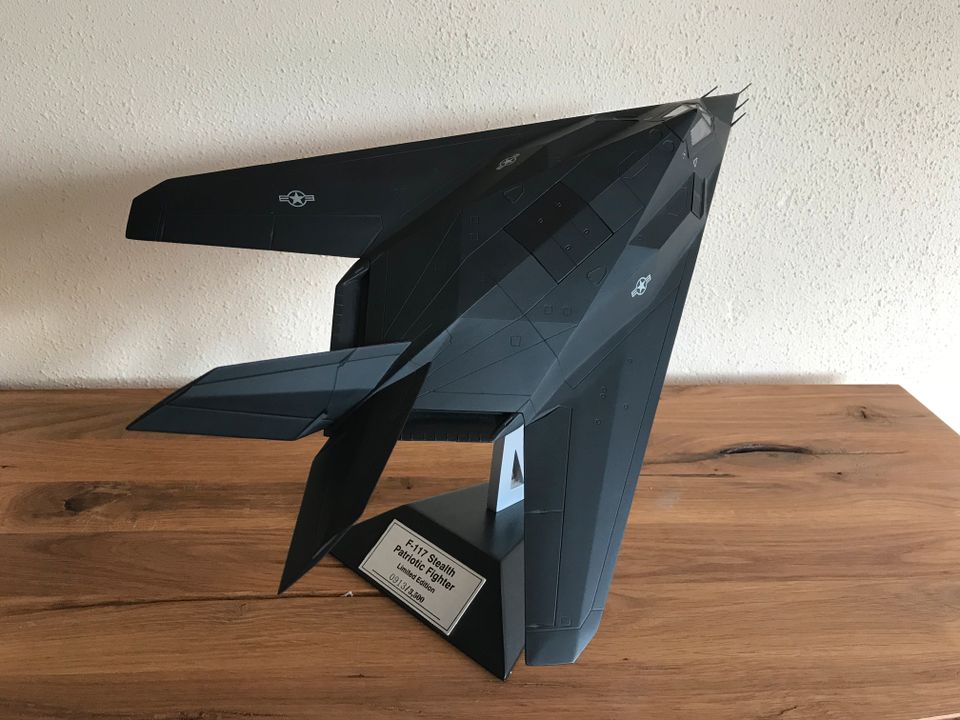 1/48 Franklin Mint F-117 Stealth Bomber, Patriotic, B11B675 in Mörfelden-Walldorf