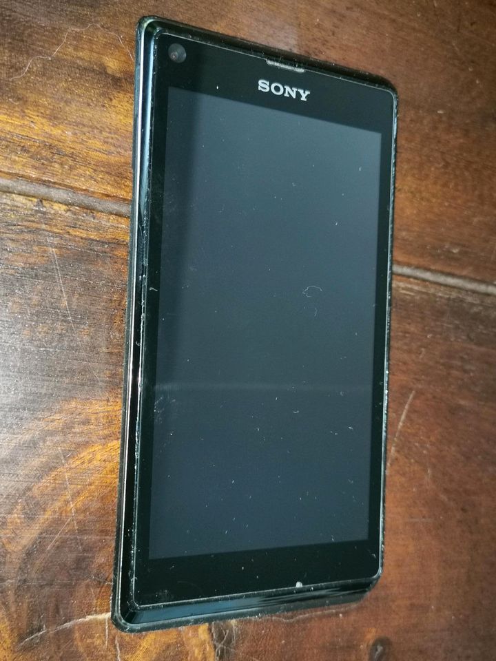 Sony Xperia Handy in Bückeburg