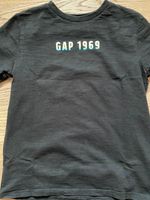 GAP Shirt schwarz mit Neonprint Gr.134/149 Top Zustand Sachsen-Anhalt - Weißenfels Vorschau