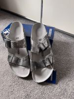 NEU & OVP - Birkenstock Arizona Vintage Metallic Silver - EU 43 Niedersachsen - Burgdorf Vorschau