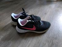 Nike Schuhe Gr. 35,5 Mädchen Bayern - Großostheim Vorschau
