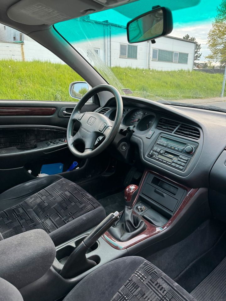 Honda Accord 2.0i / Klima / AHK / Tempomat in Frankfurt am Main