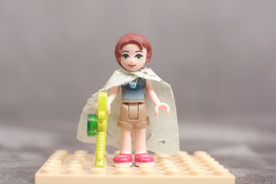 LEGO® Elves/Friends Emily Jones Figur Minidoll elf023 (41179) in Frankfurt am Main