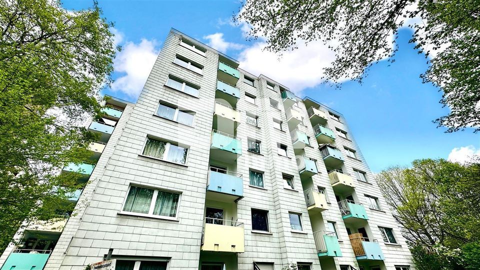 Schöne gepflegte und modernisierte Etagenwohnung mit Balkon in Kassel