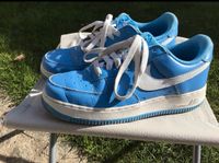 Nike AirForce 1, Anniversary Edition, blau, 40, wie neu Bayern - Markt Schwaben Vorschau