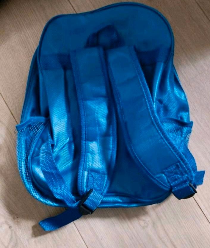 Kindergartenrucksack blau in 3D in Neuhausen