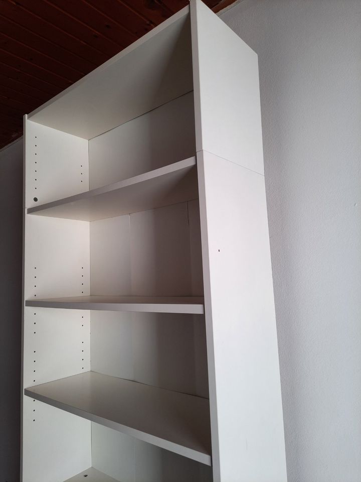 IKEA PAX Regal / Bücherregal, weiß, 202/236cm hoch + Einlegeboden in München