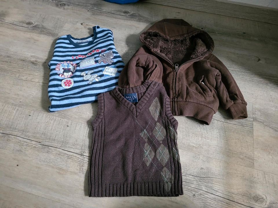 Pullover, dicke strickjacke, Pullunder 74/80 in Trittau