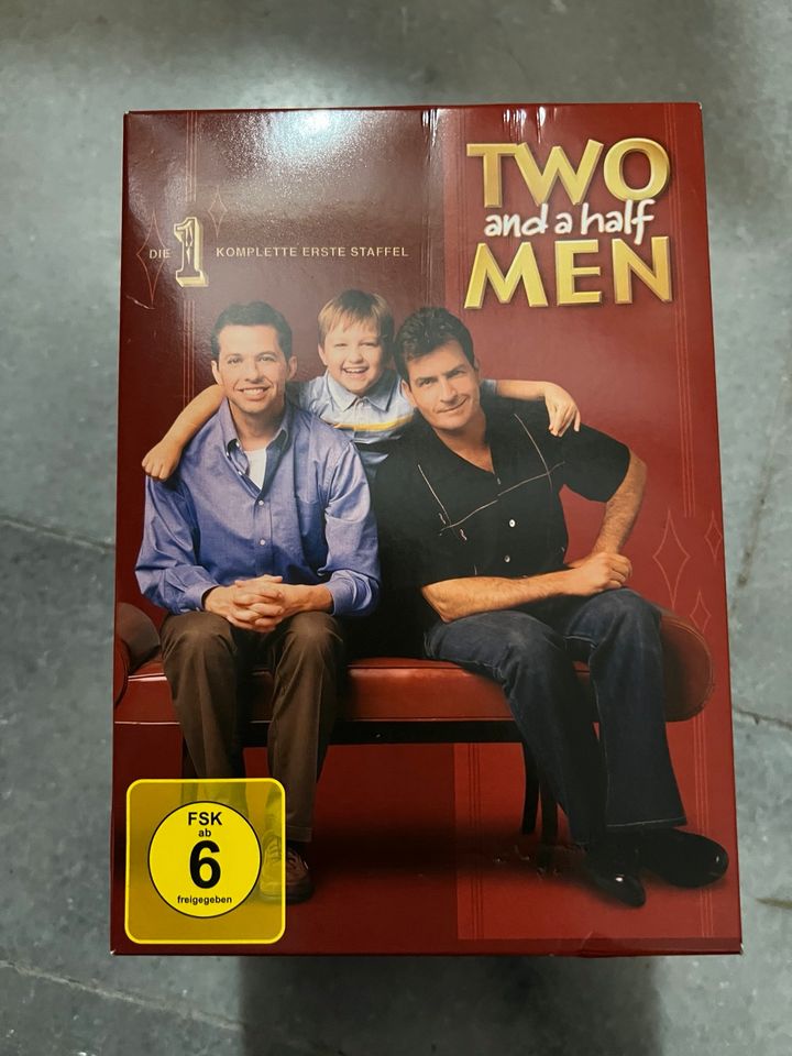 Two and a half Men Folgen 1-7 auf DVD in Lübeck