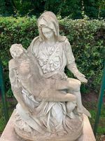 Skulptur "Maria mit dem Leichnam Christi auf dem Schoß" Niedersachsen - Neuenkirchen-Vörden Vorschau