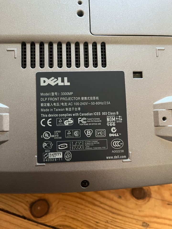 Dell Beamer (Modell: 3300MP) in Mülheim (Ruhr)