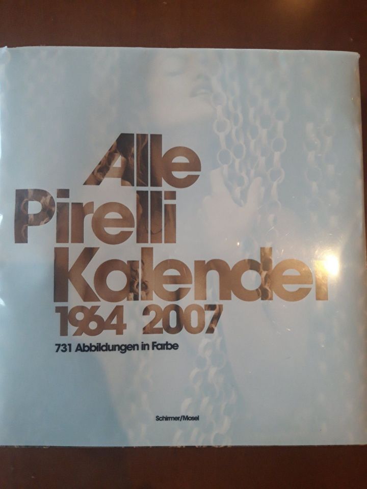 Alle Pirelli-Kalender 1964-2007 Sammler in Stephanskirchen