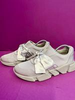 Bata Schlupfschuhe silber-grau mit XL Schleife Gr.41 Häfen - Bremerhaven Vorschau