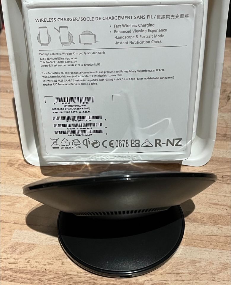 Wireless Charger drahtloses aufladen Samsung IPhone in Hildesheim