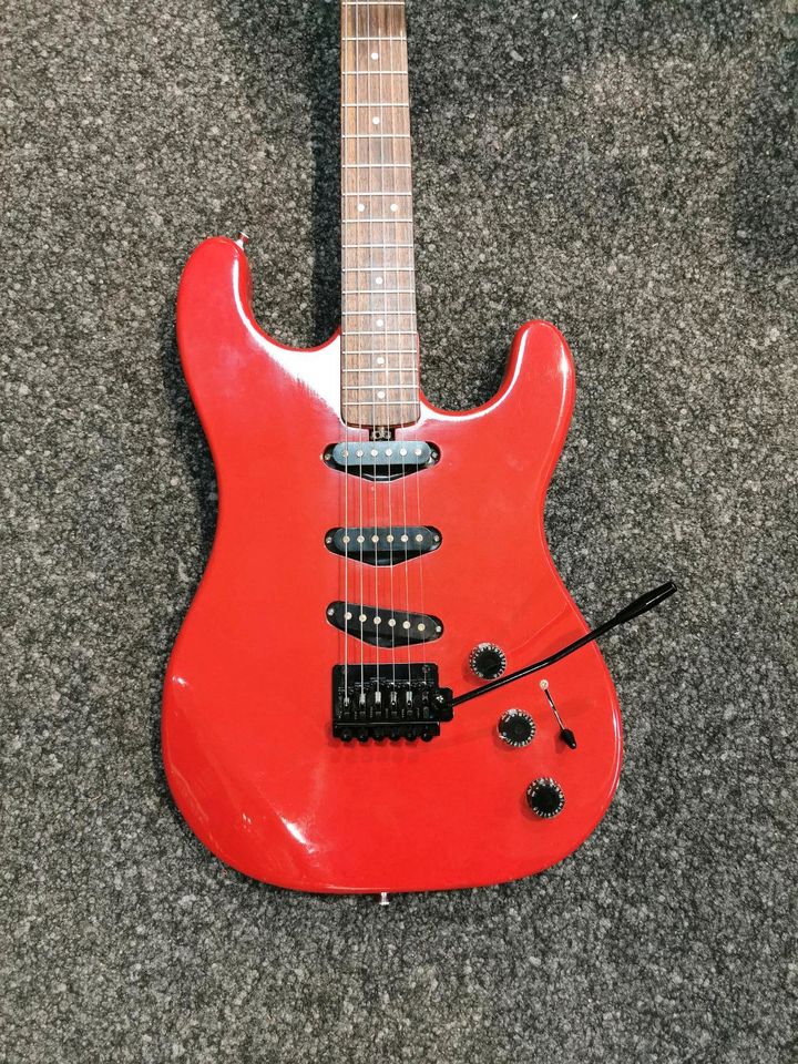 Lead Star by Musima Stratocaster E-Gitarre in Hannover