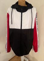 Guess Freizeit Jacke/Regenjacke Ge.L Neu ohne Etikett  Original Hessen - Weilrod  Vorschau