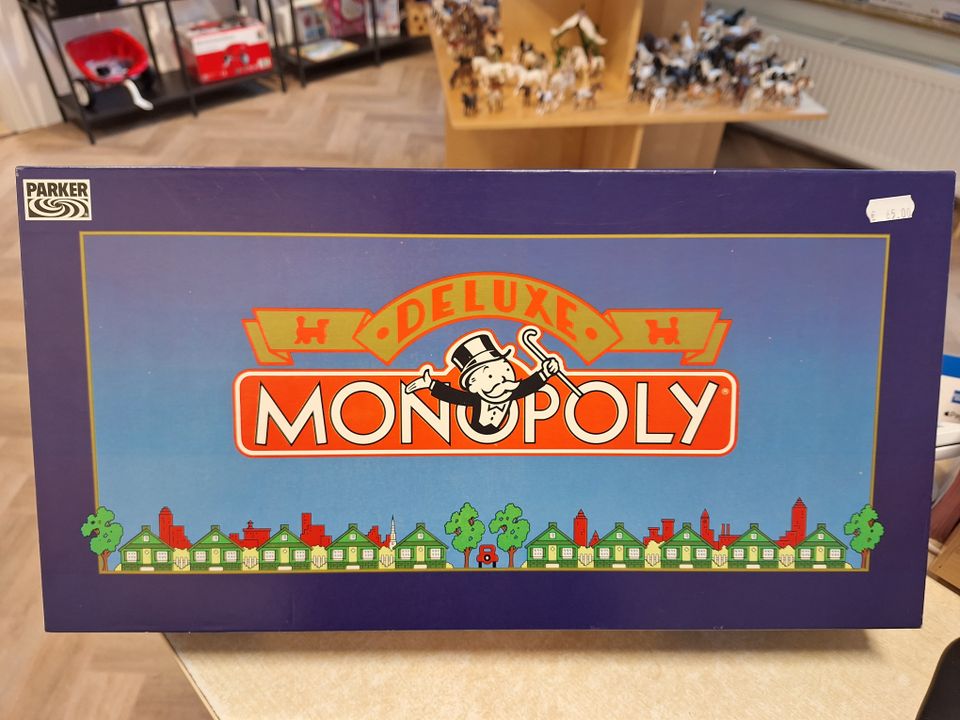 Parker - Monopoly Deluxe 11 Spieler / unbespielt in Bad Münder am Deister