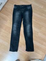 Jeans Damen von Esprit schwarz Gr.28/32 (40) Brandenburg - Velten Vorschau