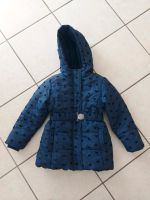 Topolino Mädchen Winterjacke dunkelblau Herzen Gr. 116 - wie NEU Hessen - Weilmünster Vorschau