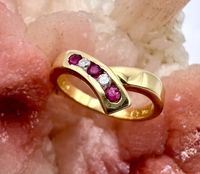 Dezent Gabelbein Ring Rubin & Diamant 750.Gelbgold 18K. FJV Essen-West - Frohnhausen Vorschau