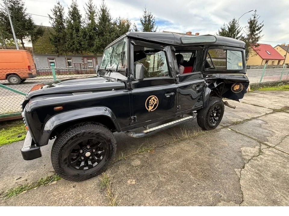 Land Rover Defender 110 2.2 TD4 SE Utility 70 TKm BJ 2012 in Frankfurt (Oder)