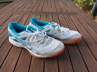 Hallenschuhe, Turnschuhe asics 40 Nordrhein-Westfalen - Solingen Vorschau
