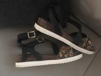 Tamaris Sandalen Gr. 38 Nordrhein-Westfalen - Balve Vorschau