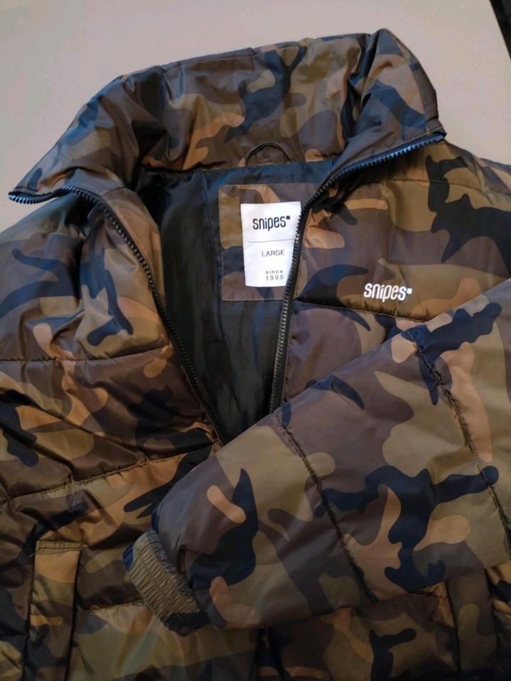 Winterjacke Herren Snipes Camouflage Gr. L in Bielefeld