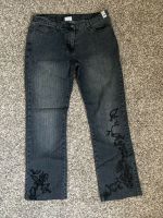 Bootcut Jeans m. Stickerei & Steinchen, Gr. 40-42 Hessen - Kaufungen Vorschau