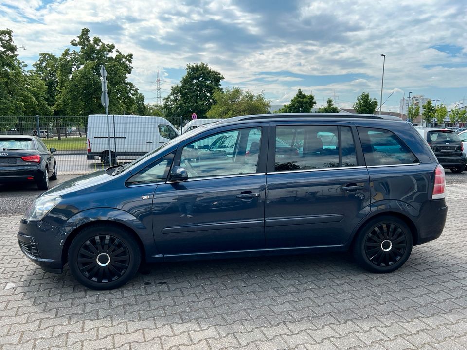 Opel Zafira 1.8 140 PS 7-Sitzer in Kelsterbach