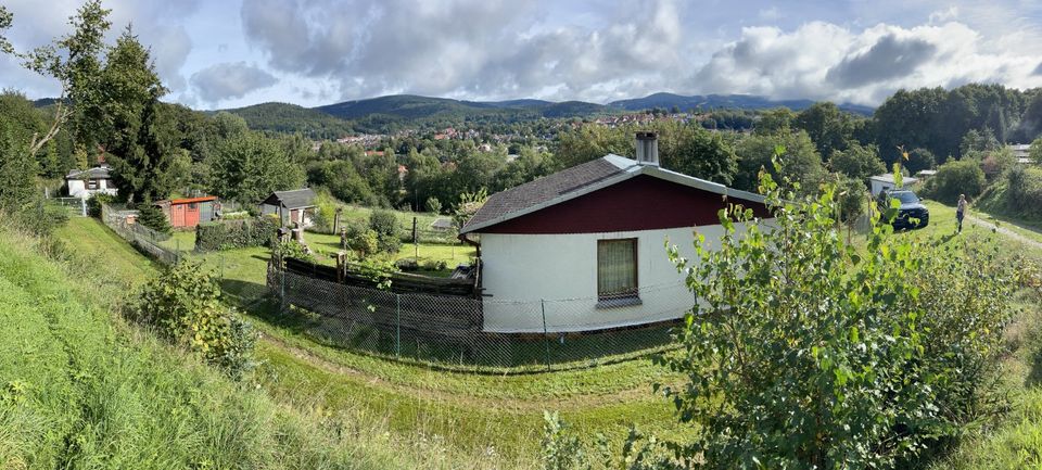 Gartenhütte in traumhafter Lage mit großem Grundstück in Zella-Mehlis