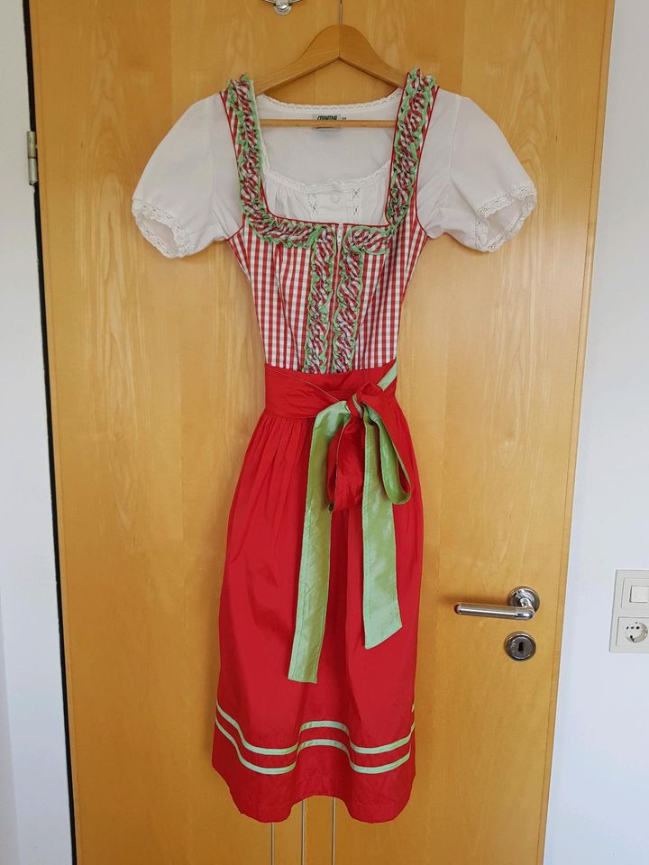 Dirndl Country Line Gr. 34 rot-weiß-grün mit Bluse in Gars am Inn