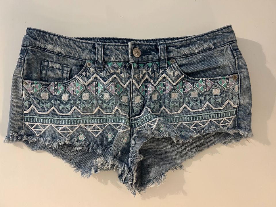 kurze Shorts in Darmstadt