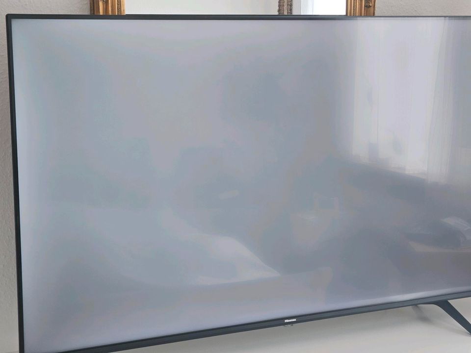 Hisense 55E7HQ QLED 4k TV in Filderstadt