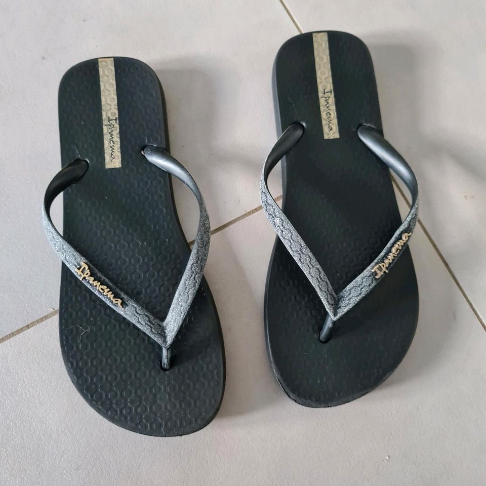 Ipanema Flip Flops Gr. 37 in Freising