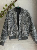 Zara Pailletten Bomber Jacke M oversized Silber neu Baden-Württemberg - Ulm Vorschau