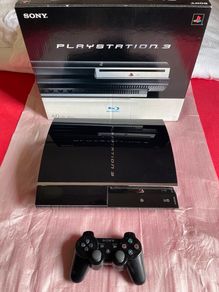 PlayStation 3 60GB CECHC04 (Abwärtskompatibel) in Siegen