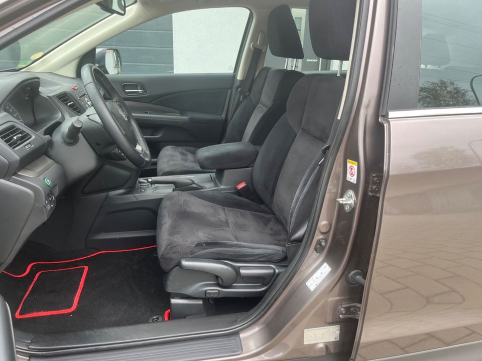 Honda CR-V Elegance Black Edition 4WD 1,Hand in Schwalbach