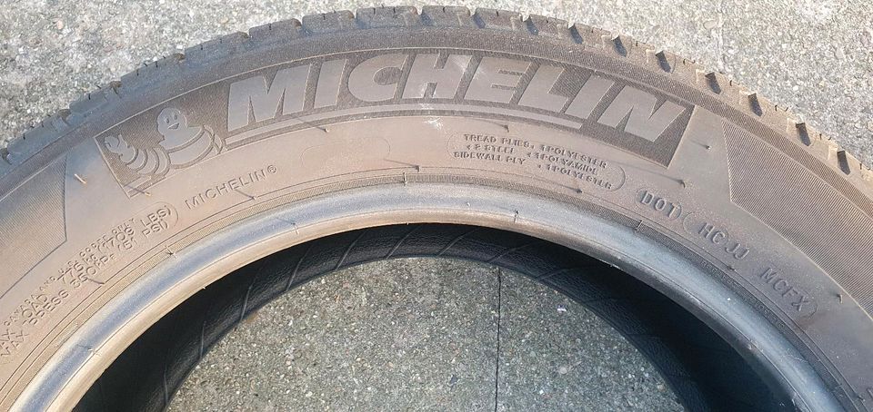 Michelin latitude tour hp 235/55 r17 99v, Ford, Kuga, Allwetter in Zeven